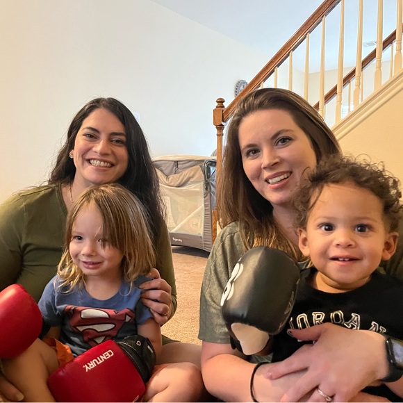 Meet your Posher, Stephanie - Picture 5 of 5